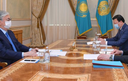 Президент Касым-Жомарт Токаев принял Премьер-министра Аскара Мамина и министра здравоохранения Алексея Цоя