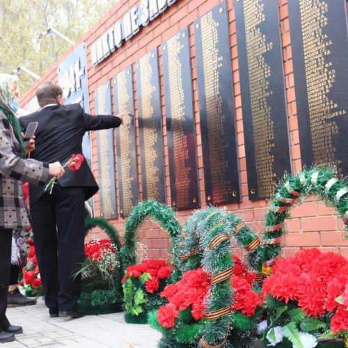 Мемориальная плита в память о ветеранах войны открыта в Акмолинской области