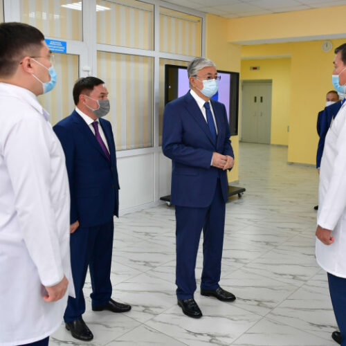 Глава государства посетил онкологическую поликлинику г. Кокшетау