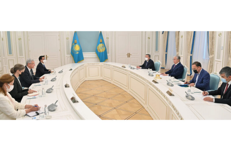 Глава государства провел встречу с Председателем Генеральной Ассамблеи ООН Волканом Бозкыром