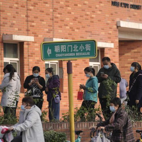 Қытай 3 жастан асқан балаларды коронавирусқа қарсы еге бастайды