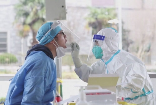 Шанхайда 21 мың адамнан коронавирус анықталды