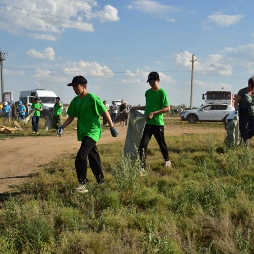 Экоплоггинг: Сарқырама өзенінің бойы тазарып қалды