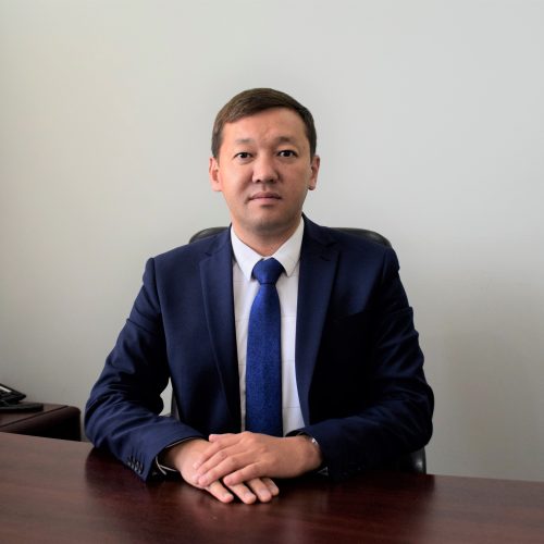 Білікті  мемлекеттік қызметшілер – ел болашағының іргетасы