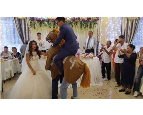 Той деп барып,  қажисың…