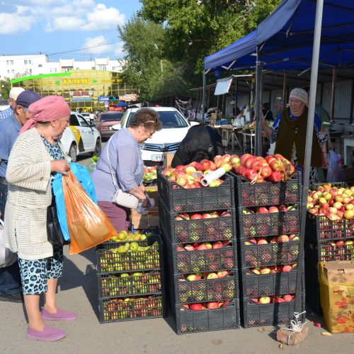 Базардағылар базынасы