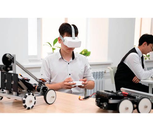 Бәсекеге қабілетті ұрпаққа инвестиция: Президент Жолдауын жүзеге асыру аясында елімізде білім саласы қалай жаңғыртылып, ғылыми әлеует қалай дамып келеді