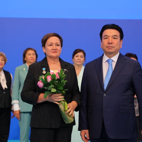 Ұстаз еңбегіне лайықты баға