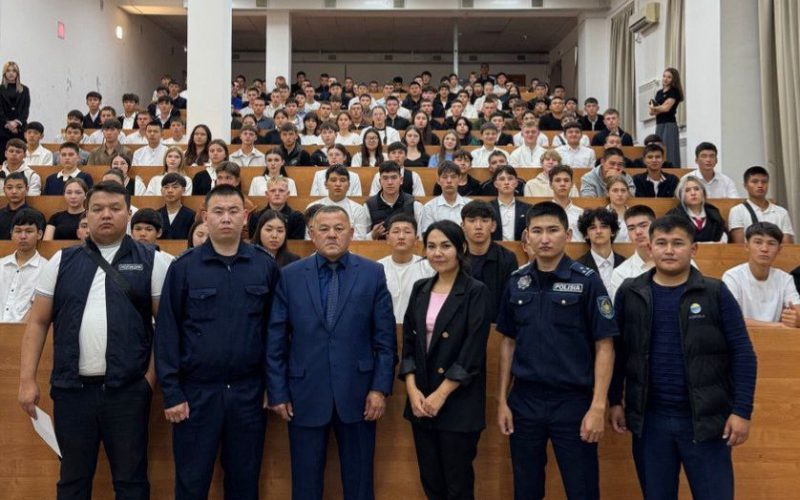 «Заң және тәртіп»: жастарға арналған ашық диалог
