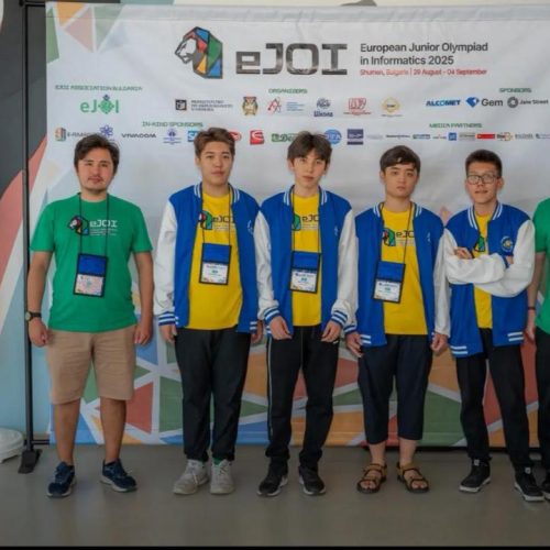 Болгариядан жүлделі оралды