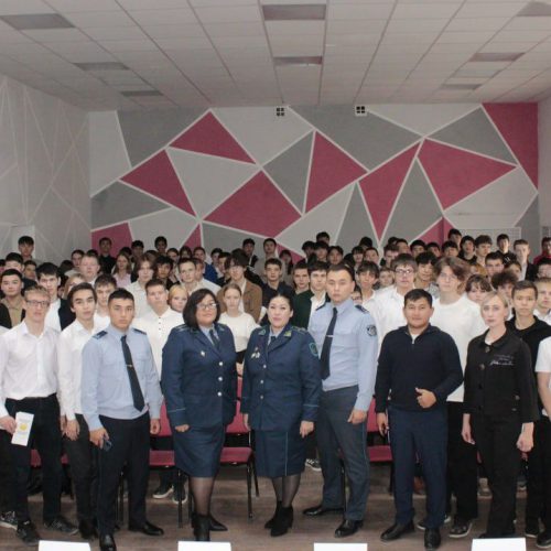 Заңды біліп жүрген абзал