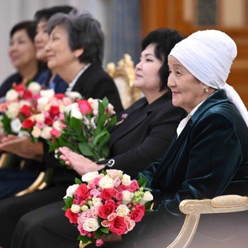 Қасым-Жомарт Тоқаев ұстаз болу нағыз білікті, дарынды, шебер маманның ғана қолынан келетінін айтты