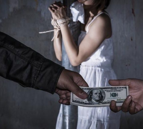 Адамзатты алаңдатқан басты мәселенің бірі – адам саудасы