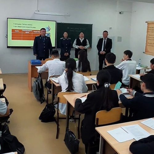 «Прокурор сағаты»: құқықтық сауаттылықты арттырады