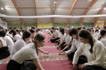 Төрге озып, рекорд жасатқан «Бес асық» ойыны