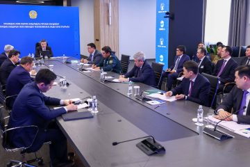 Су тасқынына дайындық: Олжас Бектенов Төтенше жағдайларды жою жөніндегі республикалық жедел штабтың отырысын өткізді