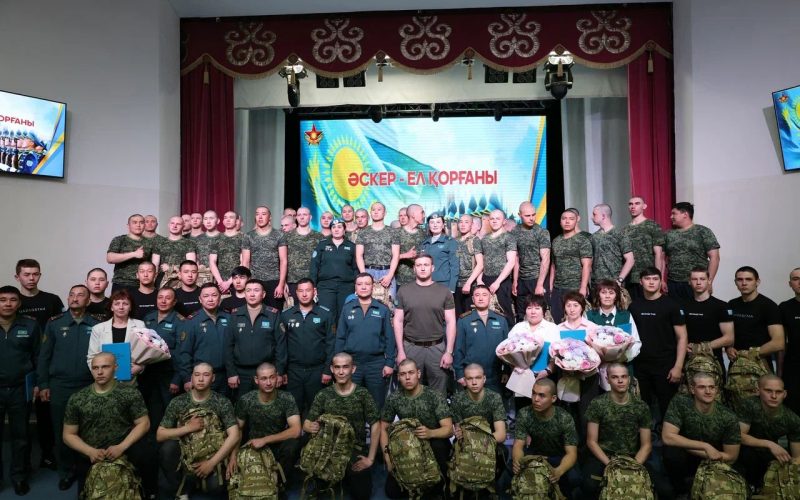 Ақмола облысында әскерге шақырылушыларды салтанатты шығарып салу өтті