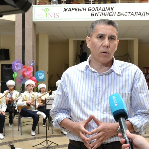 Қоғамға адал азаматтар керек
