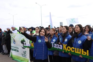 Қосшыда «Таза Қазақстан» акциясы аясында мыңға жуық тұрғын қатысқан ауқымды экоплоггинг өтті