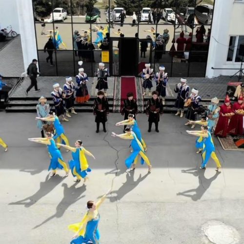 Зеренділік өнерпаздардың сырлы ән кеші