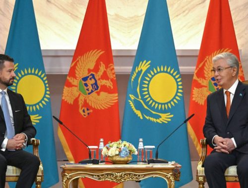 Қазақстан мен Черногория президенттері шағын құрамда келіссөз жүргізді