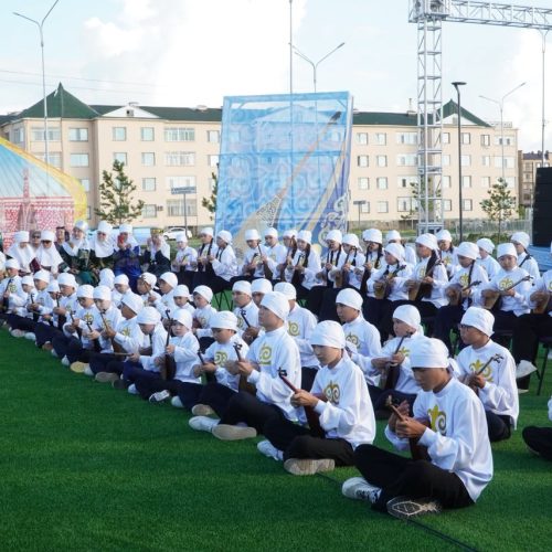 Көкшетауда Ұлттық домбыра күні аталып өтті
