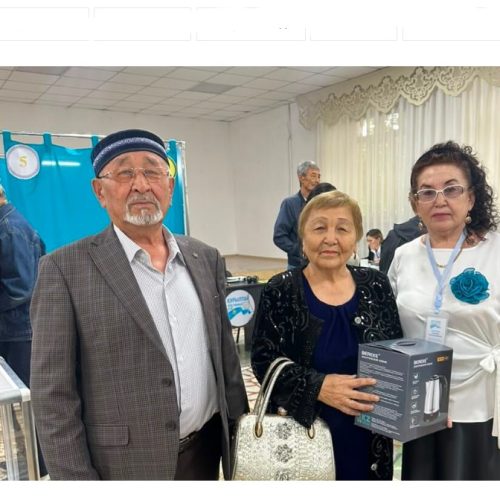 55 жыл бірге: Исеновтер отбасы Красный Яр ауылында сайлауға қатысты
