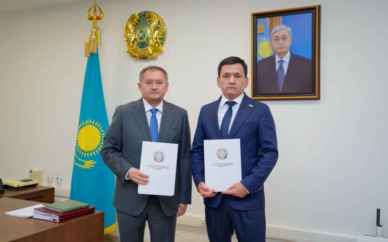 «КІТАП ОҚИТЫН УНИВЕРСИТЕТ»: ҒЫЛЫМ ЖӘНЕ ЖОҒАРЫ БІЛІМ МИНИСТРЛІГІ МЕН «КІТАП ОҚИТЫН ҰЛТ» ҚОРЫ СТУДЕНТТЕР АРАСЫНДА КІТАП ОҚУ МӘДЕНИЕТІН ДАМЫТУДА