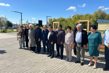 «Шаңырақтан басталған жасыл мұра»: Ақкөлде Отбасы күніне орай ағаш отырғызу акциясы өтті