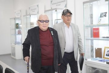 Өлең-жырда орны бар сүйсінетін