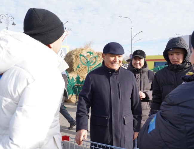 Көкшетауда ауыл шаруашылығы жәрмеңкесінде 250 тоннадан астам өнім ұсынылды