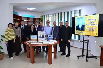Елім деп талмай еңбек еткен