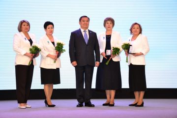 Ұстаз – ұлттың шамшырағы, жол бастаушысы