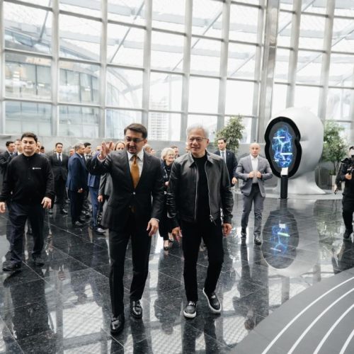 NVIDIA негізін қалаушы әрі бас директоры алғаш рет Астанада: Дженсен Хуанг Қазақстанның жасанды интеллект экосистемасымен танысты
