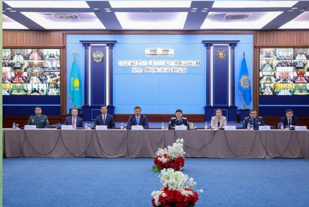 Бас прокуратурада балалардың қауіпсіздігі және жасөспірімдер арасындағы құқық бұзушылықтардың алдын алу мәселелері талқыланды